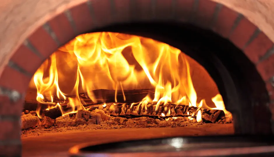 Reparación de la zona de fusión de hornos con plásticos refractarios